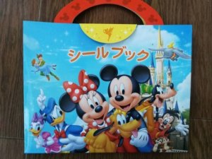 新幹線にもっていったシールブック