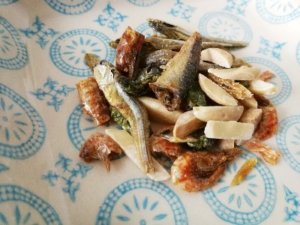 タマチャンショップのOHオサカーナ!エビがはいってておいしい